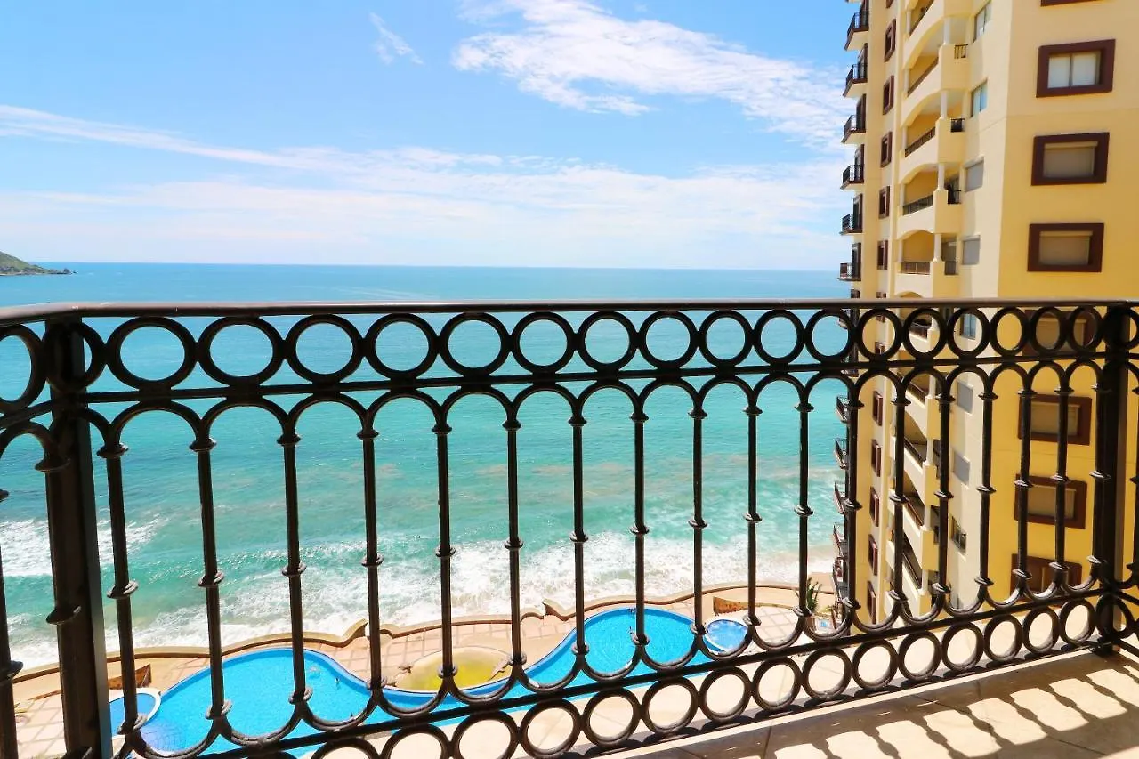 Gavias Grand Mazatlan Apt. 1415
